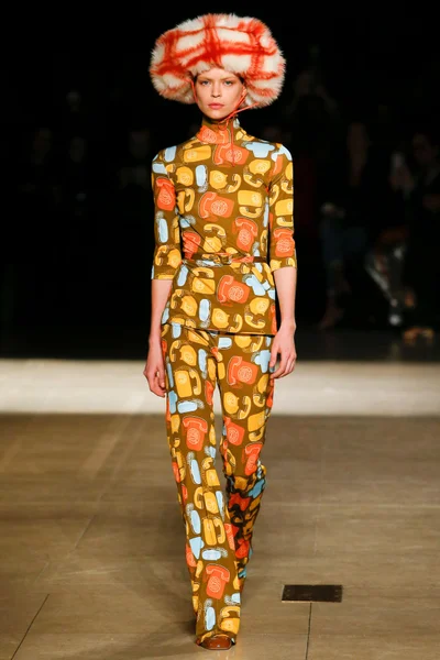 Look 34